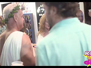 Street demonstrating breezies at dream fest in Key West